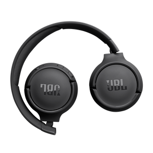 JBL Tune 525BT - Black - Wireless on-ear headphones - Detailshot 1